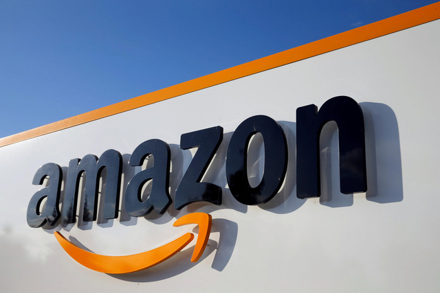 Sau nhiều tố cáo của người bán hàng, Amazon cũng vào tầm ngắm điều tra của Ủy ban châu Âu với nghi án đảm đương vai trò kép, vừa là nền tảng bán hàng, vừa là đối thủ của bên bán hàng thứ 3.