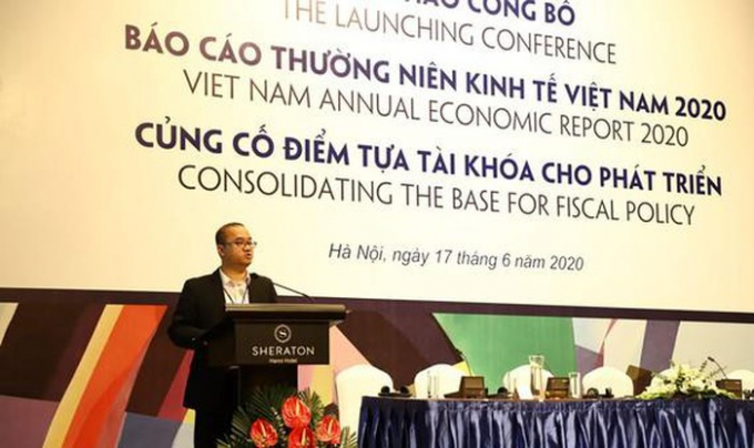 Hội thảo công bố 'Báo cáo Thường niên Kinh tế Việt Nam 2020' với chủ đề 