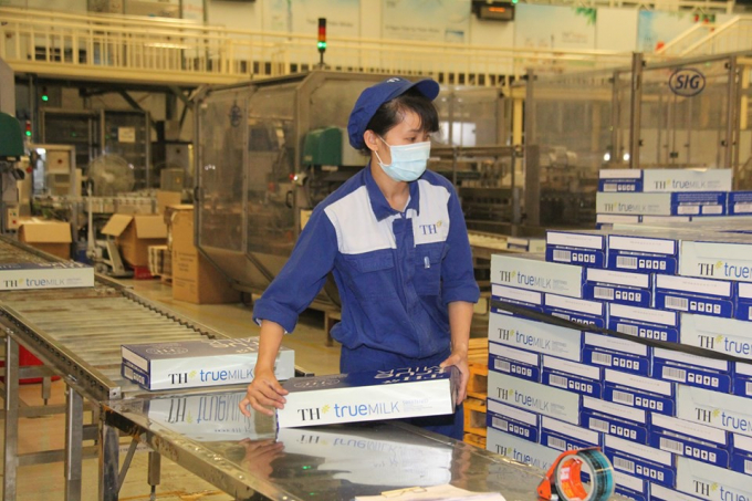 Tính đến thời điểm hiện tại, Việt Nam đã có bốn công ty được phép xuất khẩu sữa vào thị trường Trung Quốc.