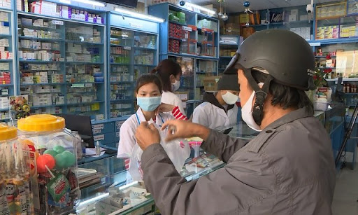 Sở Y tế TP HCM chỉ đạo khẩn loạt vấn đề về thuốc, khẩu trang chống dịch. (Ảnh minh họa)