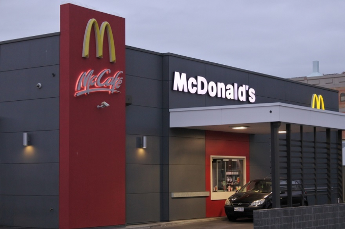 Chuỗi ăn nhanh McDonald's bị kiện 1 tỷ USD vì phân biệt chủng tộc. (Ảnh: Internet)