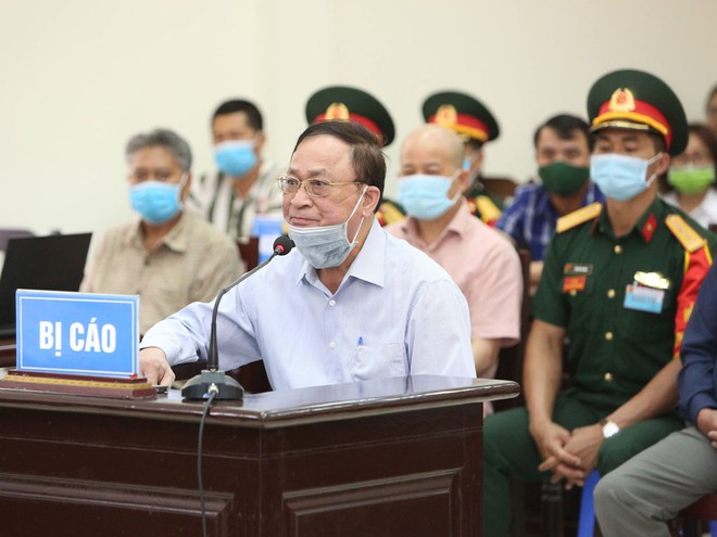 Cựu Thứ trưởng Quốc phòng Nguyễn Văn Hiến xin được hưởng án treo.