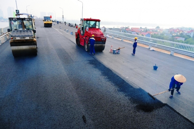 Cầu Thăng Long sẽ chính thức được thông xe vào 7h ngày 7/1/2021, đến 9h cùng ngày, các phương tiện có thể di chuyển bình thường qua cầu. (Ảnh: HNM)