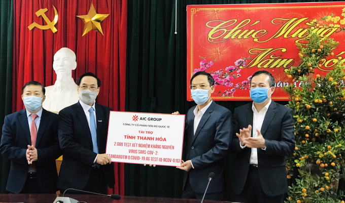Tỉnh Thanh Hoá tiếp nhận 2.000 test xét nghiệm kháng nguyên virus SARS-CoV-2 từ Tập đoàn AIC.
