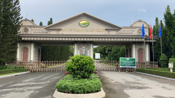 Sân golf Long Thành bị phong tỏa do đầu bếp mắc COVID-19.
