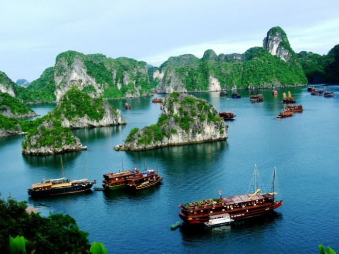 Nhằm tiếp tục kích cầu du lịch, Quảng Ninh sẽ miễn phí vé tham quan vịnh Hạ Long, Yên Tử, Bảo tàng Quảng Ninh vào tất cả các ngày, bắt đầu từ ngày 18/6.