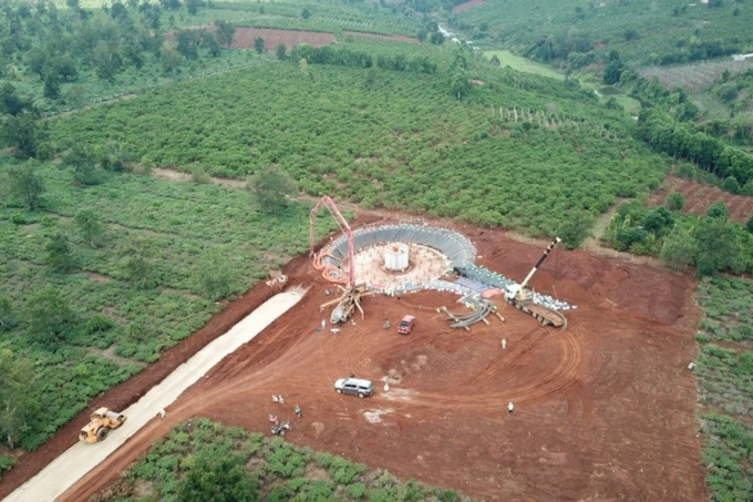 Một số dự án điện gió ở tỉnh Gia Lai sử dụng lao động trái phép. Ảnh T.T