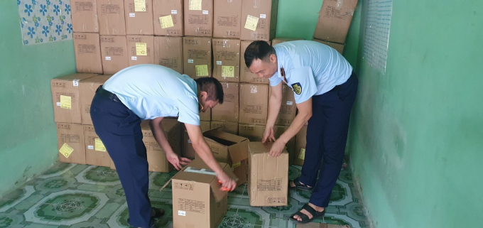 3.000 thiết bị đo nồng độ oxy và nhịp tim vừa bị bắt tại Hưng Yên.