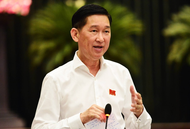 Ngày mai 6/12, nguyên Phó Chủ tịch UBND TP. Hồ Chí Minh Trần Vĩnh Tuyến hầu tòa.