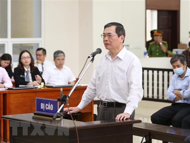 Cựu bộ trưởng Vũ Huy Hoàng được giảm từ 11 năm tù xuống còn 10 năm tù.
