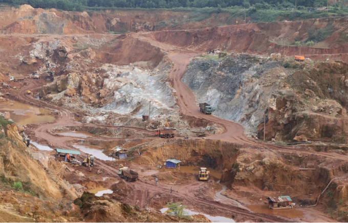 Doanh nghiệp trây ì nộp thuế truy thu xuất khẩu khoáng sản qua cửa khẩu Lào Cai