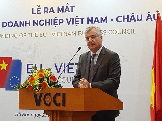 Chủ tịch Hiệp hội Doanh nghiệp châu Âu tại Việt Nam (EuroCham) Nicolas Audier phát biểu tại Lễ ra mắt