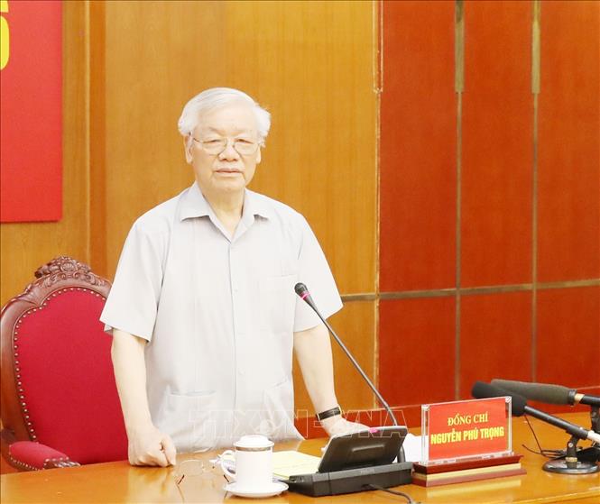 Tổng bí thư, Chủ tịch nước Nguyễn Phú Trọng chủ trì phiên họp sáng 26/7 - Ảnh: TTXVN.