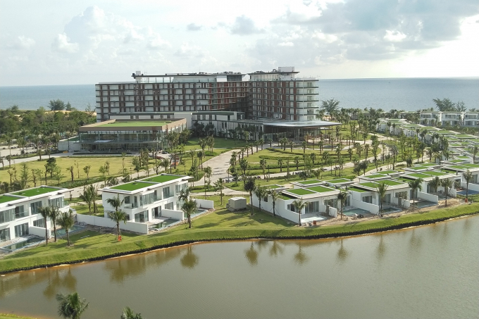 Mövenpick Resort Waverly Phú Quốc đang trong quá trình hoàn thiện những chi tiết cuối cùng chuẩn bị khai trương.