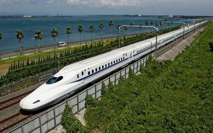 Tuyến đường sắt mới có tổng chiều dài khoảng 400km, chạy từ huyện Thakhek (Lào) đến cảng Vũng Áng (Hà Tĩnh) của Việt Nam - Ảnh minh họa.