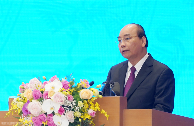 Thủ tướng Nguyễn Xuân Phúc phát biểu tại hội nghị sáng 30/12.