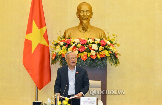 Phó chủ tịch Quốc hội Uông Chu Lưu phát biểu tại phiên họp.