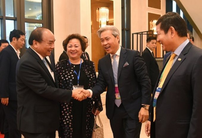 Thủ tướng Chính phủ giao Bộ Kế hoạch và Đầu tư chủ trì, phối hợp với Văn phòng Chính phủ, Phòng Thương mại và Công nghiệp Việt Nam và các cơ quan liên quan tổ chức tốt Hội nghị, bảo đảm thiết thực, hiệu quả, tiết kiệm.