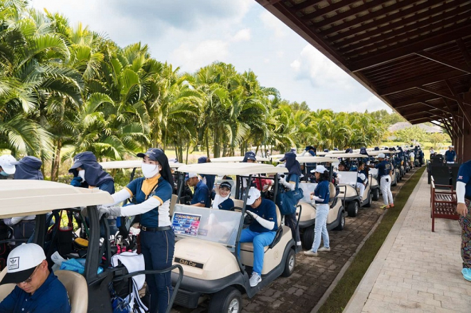 Nằm trong chuỗi sự kiện kích cầu du lịch, giải Golf “Corona Theatre Phú Quốc Golf Tournament” tại Vinpearl Golf đã thu hút lượng lớn golf thủ.