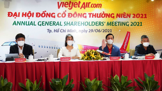 Đại hội cổ đông Công ty Cổ phần Hàng không Vietjet đã thông qua kế hoạch doanh thu hợp nhất năm 2021 tăng 20% so với năm 2020. Ảnh: Hữu Tài.