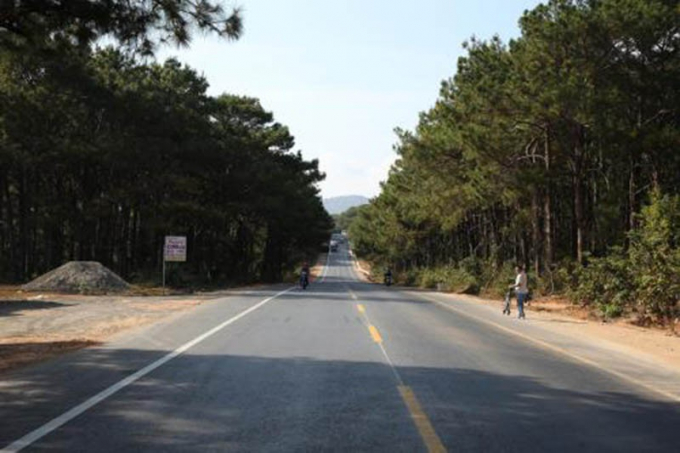 Lãnh đạo 3 tỉnh Gia Lai, Kon Tum, Bình định cùng ký văn bản kiến nghị Thủ tướng sớm chấp thuận chủ trương đầu tư Dự án xây dựng đường cao tốc Quy Nhơn – Pleiku.