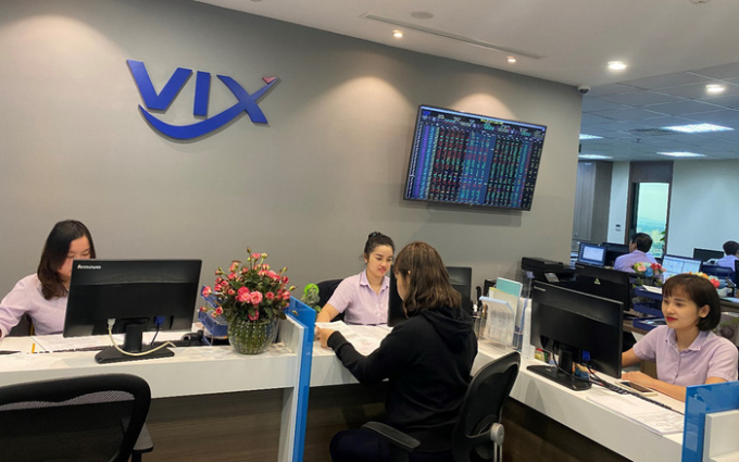 Cổ đông lớn và lãnh đạo của VIX liên tục gom mạnh cổ phiếu trong thời gian gần đây. Ảnh: VIX