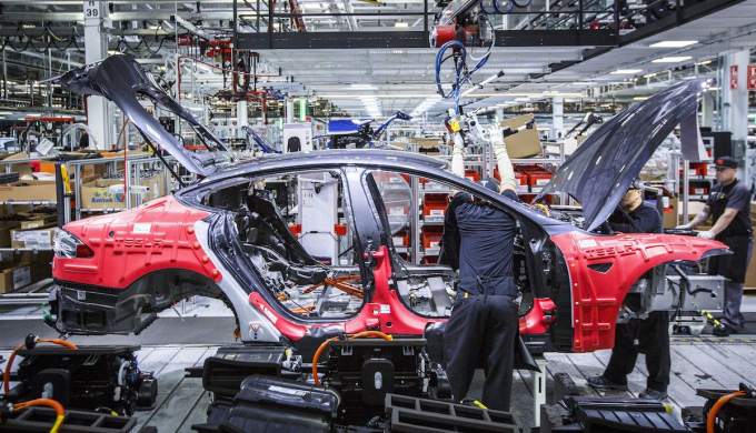 Tuần trước, Tesla báo cáo doanh số bán xe quý IV đạt xấp xỉ 500.000 chiếc, tương đương kế hoạch công ty đặt ra và cao hơn nhiều so với dự đoán của các nhà phân tích.