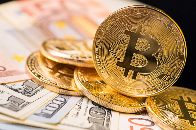 Giá tiền ảo Bitcoin biến động rất mạnh trong tháng đầu của năm 2021.