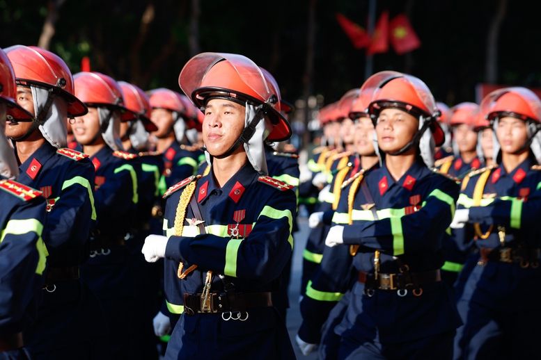 Thủ tướng: Nhân dân cả nước đang rất háo hức mong chờ cuộc diễu binh, diễu hành- Ảnh 13.