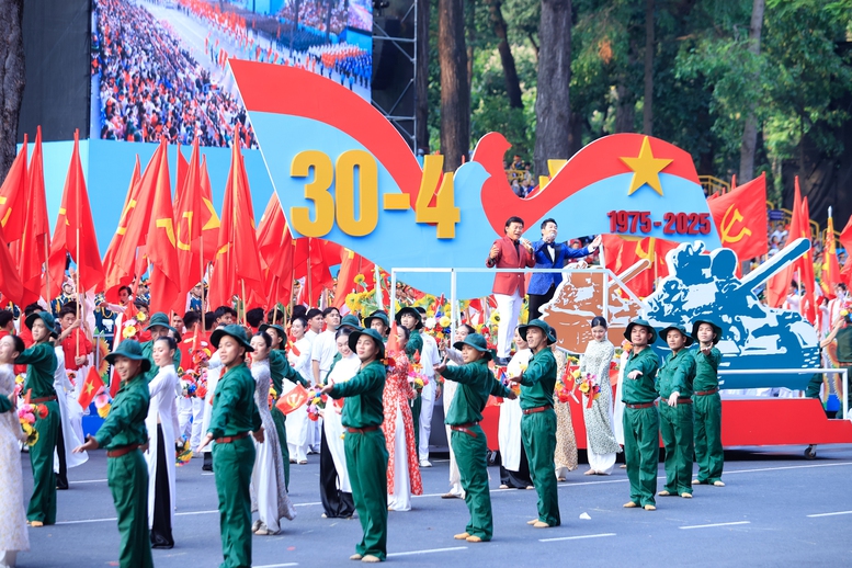 Kỷ niệm trọng thể 50 năm Giải phóng miền Nam, thống nhất đất nước- Ảnh 12.