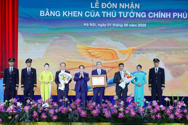 Thủ tướng: Hàng không Việt Nam bay tới đâu, biên giới mềm của Việt Nam tới đó- Ảnh 5.