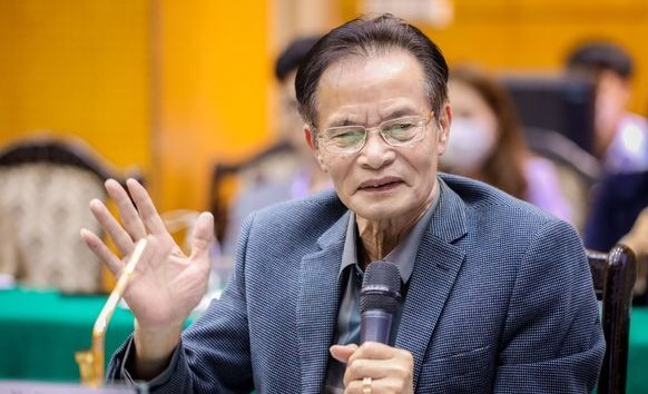 Le Xuan Nghia, Vietnam’s top banking expert, said his biggest hope when it comes to Vietnam’s stock markets this year is the return of foreign investors.