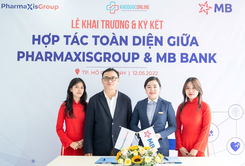 MBBank said it sees the partnership with PharmaxisGroup as an important business step. Photo courtesy of PharmaxisGroup.