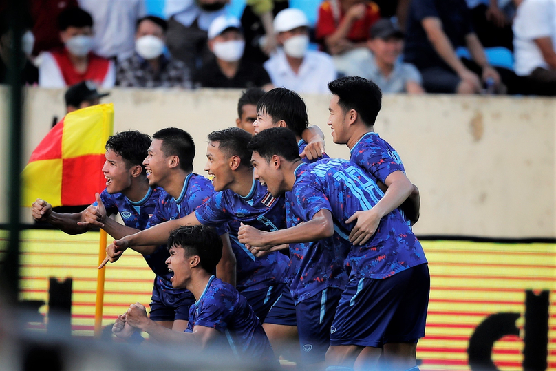 Thailand celebrate their 1-0 win over Indonesia at Thien Truong Stadium on May 19, 2022. Photo courtesy of Vietnam Football Federation. 