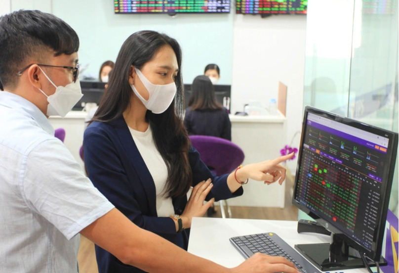 Foreign investors reversed to a net buying of $6.2 million on the Ho Chi Minh City Stock Exchange on May 27, 2022. Photo by The Investor/Gia Huy.