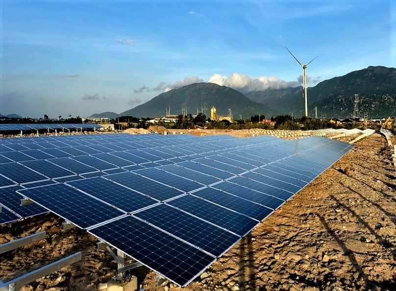 A wind and solar power farm of Trung Nam Group in Ninh Thuan province, central Vietnam. Photo courtesy of the company. 