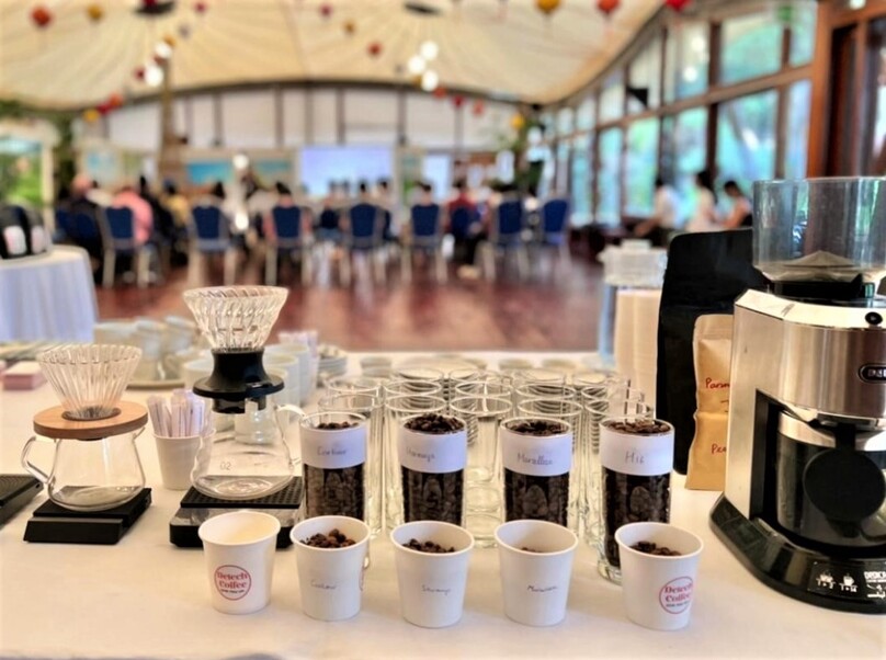 Tasting of new arabia coffee varieties from the CIRAD project at the French Embassy in Hanoi on June 6, 2022. Photo courtesy of French Embassy. 