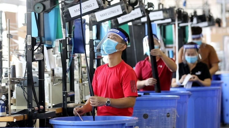 Workers at an export processing zone in Ho Chi Minh City. Photo courtesy of VOV.