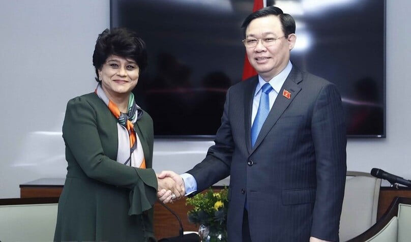 Vuong Dinh Hue, Vietnam's National Assembly Chairman, meets with Prudential chairwoman Shriti Vadera on June 29, 2022. Photo courtesy of Vietnam News Agency.