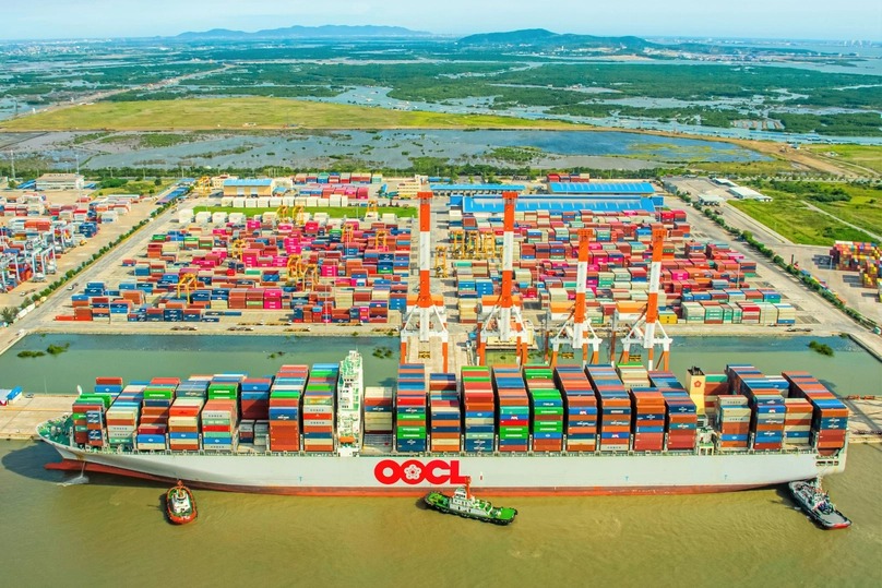 A container ship arrives at Tan Cang-Cai Mep International Terminal in Ba Ria-Vung Tau province, southern Vietnam. Photo courtesy of the port.