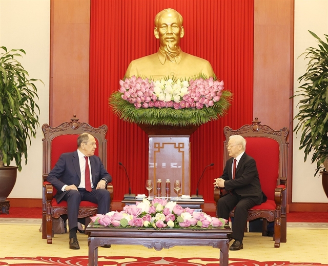 Party General Secretary Nguyen Phu Trong meets Russian Minister of Foreign Affairs Sergey Lavrov in Hanoi on July 6, 2022. Photo courtesy of Vietnam News Agency.