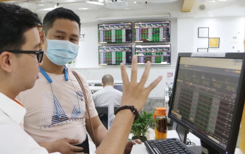 The trading session on July 6, 2022 is the fifth in a row that sees foreign investors' net selling. Photo by The Investor/Gia Huy.