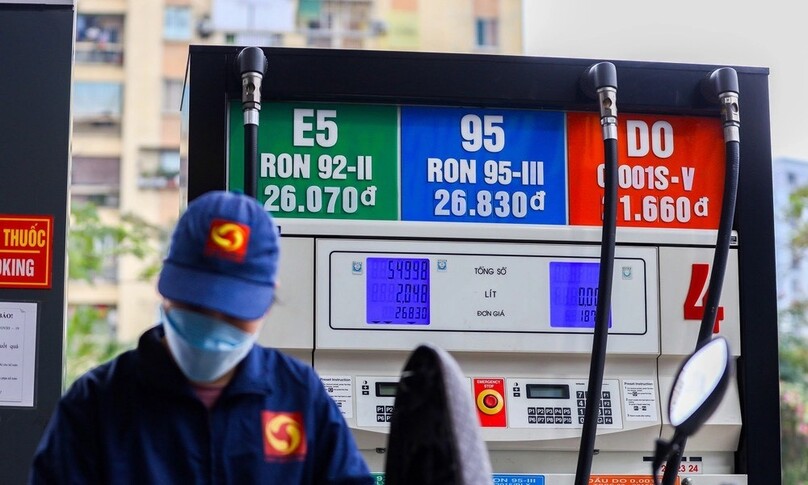 Retail gasoline prices in Vietnam have witnessed 13 hikes and five reductions in the year to date. Photo by The Investor/Trong Hieu.