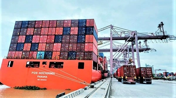 The container ship Pos Hochiminh of Pan Ocean seen at the SP-ITC container terminal, HCMC, on July 15, 2022 serving the new route. Photo courtesy of the port.