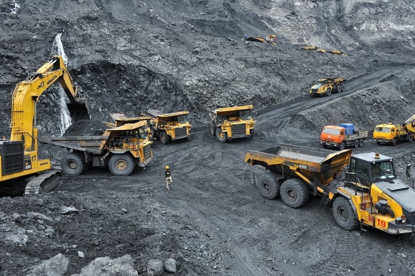 Coal mining in Quang Ninh province, northern Vietnam. Photo courtesy of Quang Ninh newspaper.