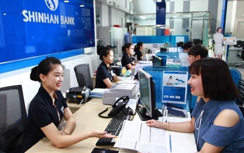 A Shinhan Bank transaction office. Photo courtesy of the bank.