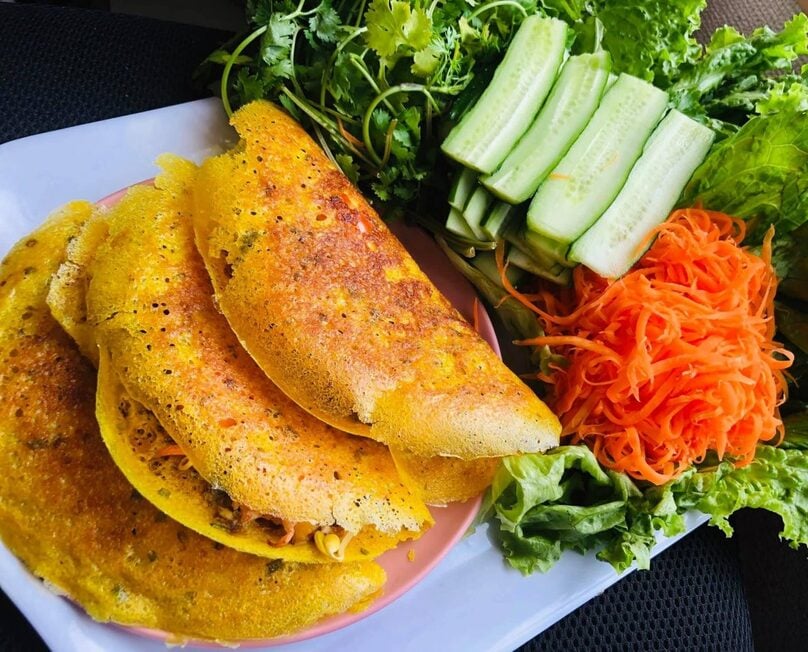 Banh xeo, or Vietnamese pancake. Photo courtesy of vntopfood.com.