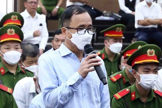 Binh Duong province's former Party chief Tran Van Nam in court, Hanoi, August 2022. Photo courtesy of Vietnam News Agency.