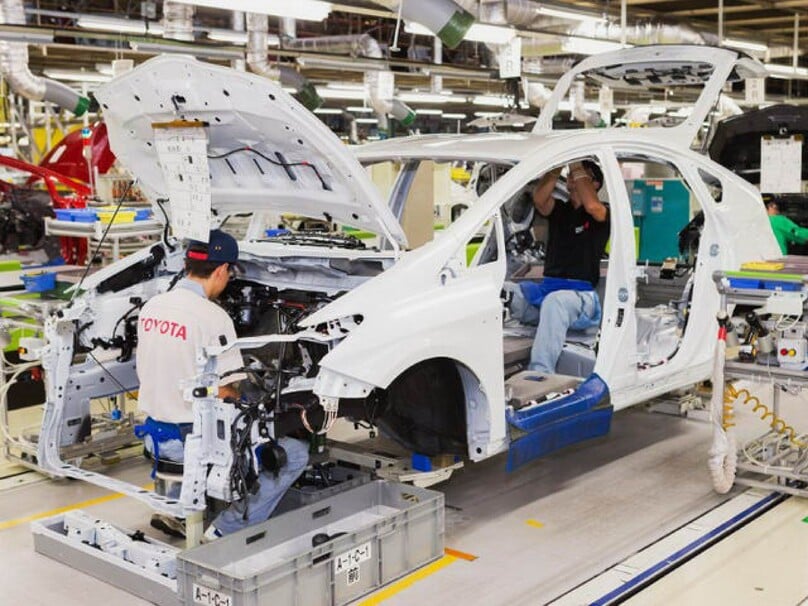 Vietnamese workers on a production line of Japanese carmaker Toyota Vietnam. Photo by The Investor/Phong Cam.