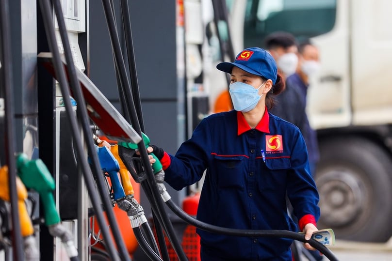 A gasoline station in Hanoi. Photo by The Investor/Trong Hieu.